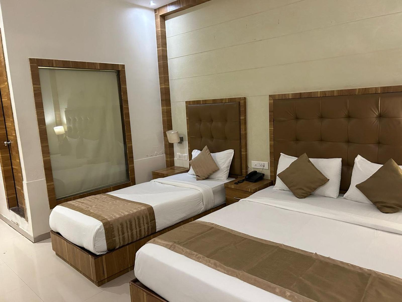 Hotel Bkc Mannat 孟买 外观 照片