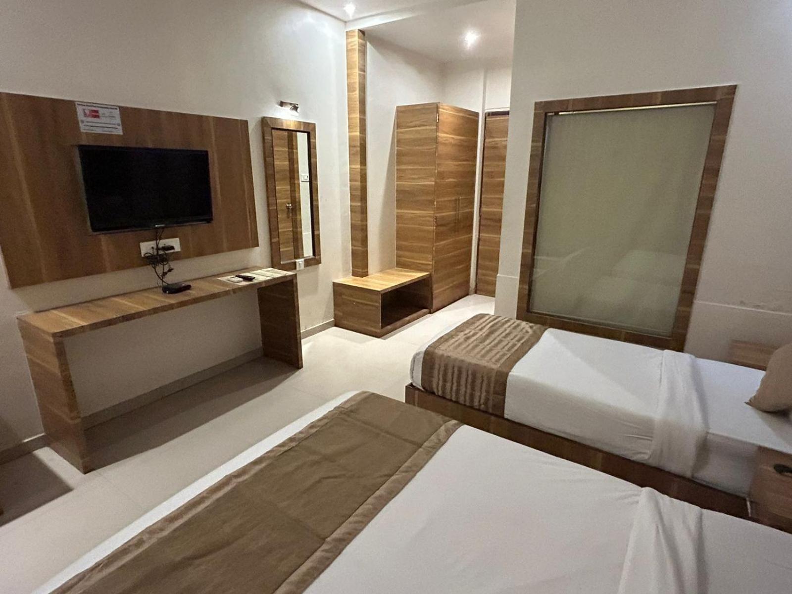 Hotel Bkc Mannat 孟买 外观 照片