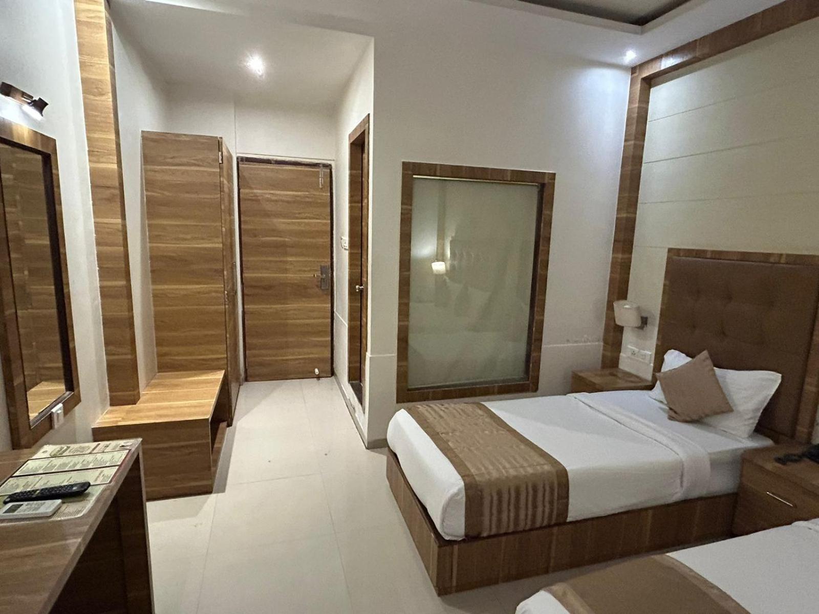 Hotel Bkc Mannat 孟买 外观 照片