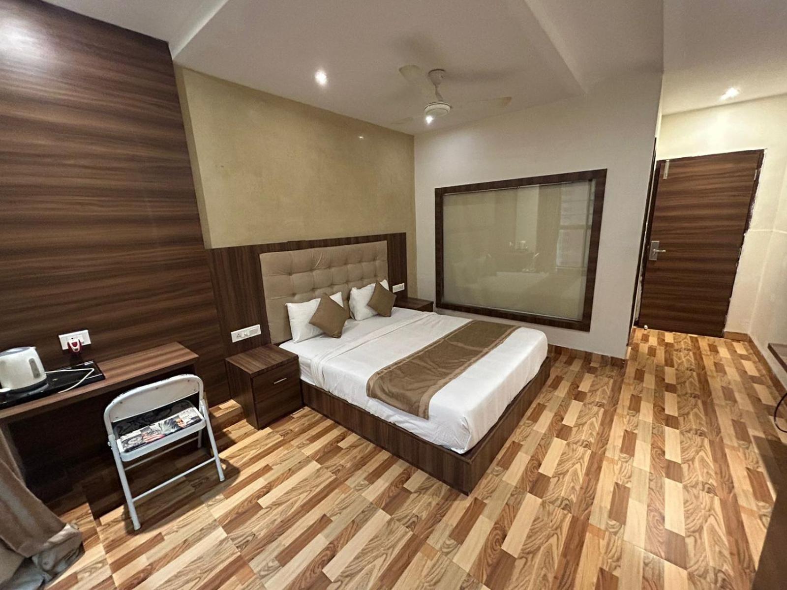 Hotel Bkc Mannat 孟买 外观 照片