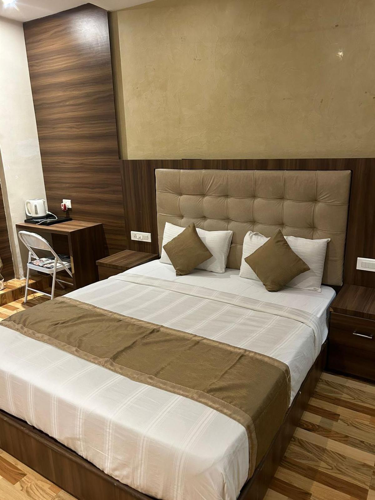 Hotel Bkc Mannat 孟买 外观 照片